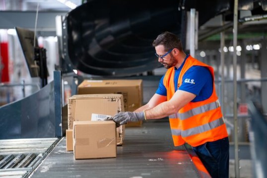 Cómo enviar un paquete frágil de forma segura