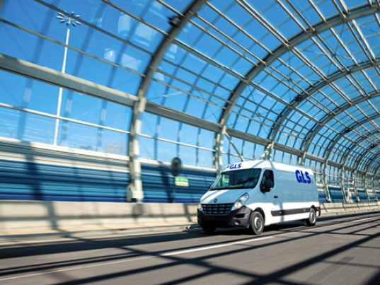 Truck GLS France runs under glass tunnel